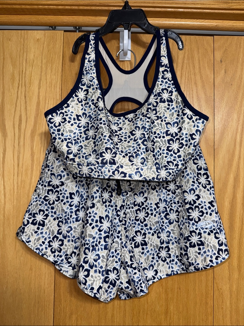 Brooks Light Blue and Navy Floral Running Shorts Set
